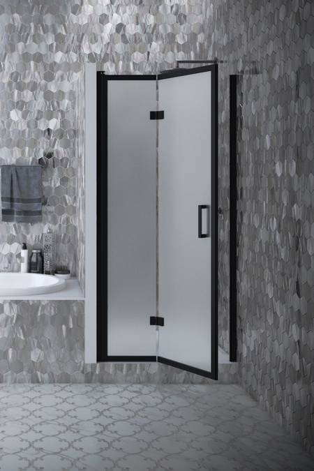 Folding shower door with magnet locking Bläk 89U New York