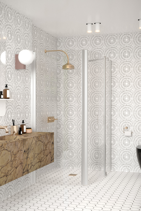 Curved shower enclosure with hinged doors one of which has a fixed part Infinia 271 (222x224)