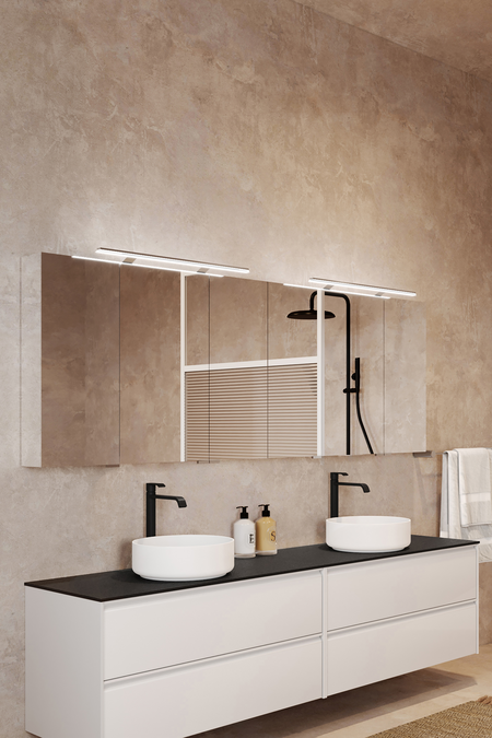 Kuusiovinen peilikaappi ylävalolla Modena Q09